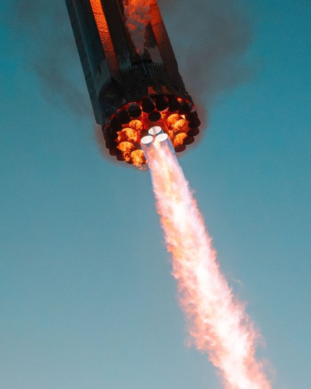 مصعد السماءمصعد السماء